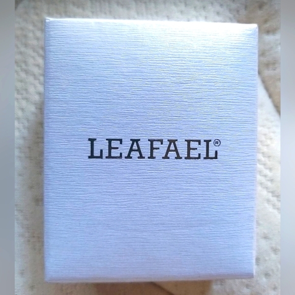 Infinity Love Heart Pendant Necklace - Picture 6 of 6